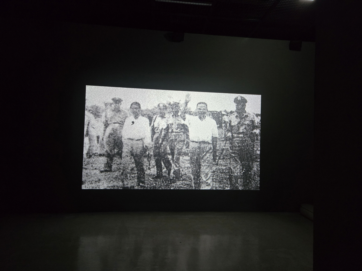 열린수장고 기획전 《아피찻퐁 위라세타쿤》