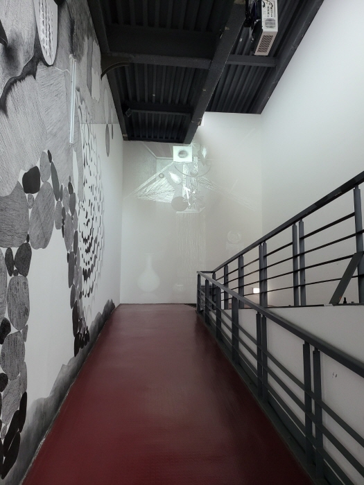 제14회 광주비엔날레 <물처럼 부드럽고 여리게